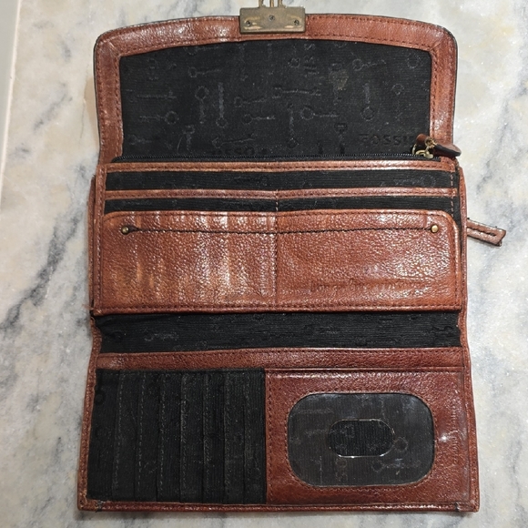 Fossil Brown Leather Long Wallet with Metal Clasp - Picture 3 of 15
